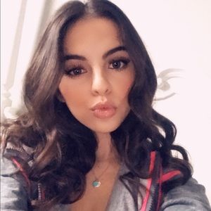 Meet your Posher, Natalia